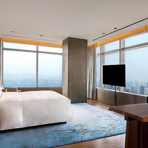 Premium King Room
